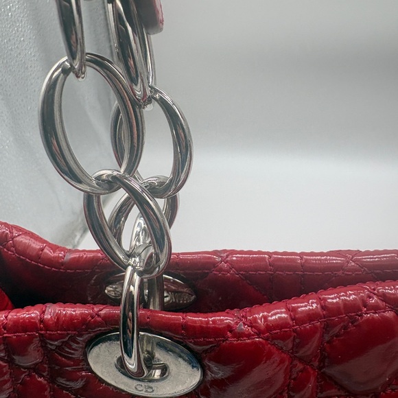 Christian Dior Lady Dior Medium Red Patent Cannage Bag Charm Italy Authentic - Picture 7 of 14